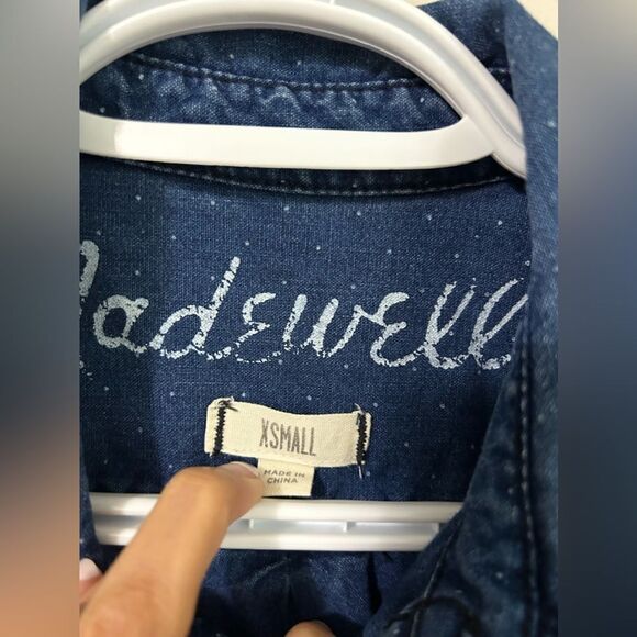 Madewell Chambray Polka Dot Long Sleeves Top - Picture 4 of 6